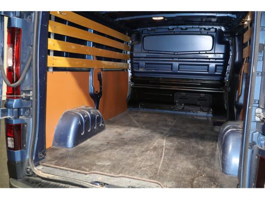 Renault Trafic 2.0 dCi 145pk L1 H1 Automaat ActivLease financial lease