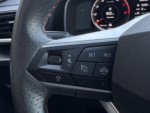 Seat Leon Sportstourer 1.5 TSI FR Business Intense NL-AUTO | TREKHAAK | CARPLAY ActivLease financial lease