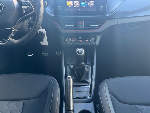 Skoda Kamiq 1.0 115pk TSI Sport Business Parkeersensor achter | Volledig digitaal instrumentenpaneel | Cruise... ActivLease financial lease