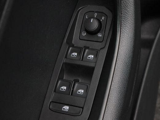 Skoda Karoq 1.5 TSi 150 Pk Automaat Business Edition Plus | Trekhaak | Camera | Stoelverwarming | Adaptive Cr... ActivLease financial lease