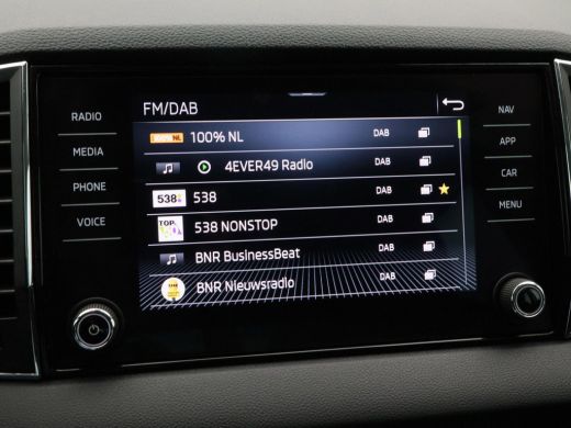 Skoda Karoq 1.5 TSi 150 Pk Automaat Business Edition Plus | Trekhaak | Camera | Stoelverwarming | Adaptive Cr... ActivLease financial lease