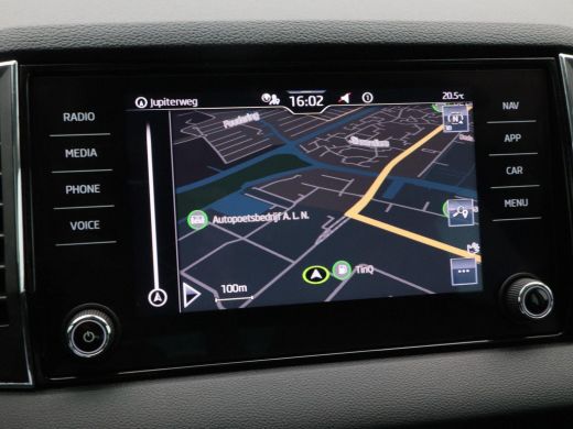 Skoda Karoq 1.5 TSi 150 Pk Automaat Business Edition Plus | Trekhaak | Camera | Stoelverwarming | Adaptive Cr... ActivLease financial lease