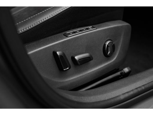 Skoda Octavia Combi Business Edition | Black Pack | Achteruitrijcamera | CANTON Soundsystem | Cruise control me... ActivLease financial lease