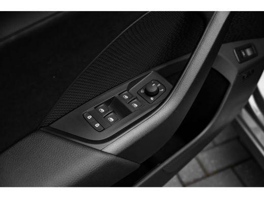 Skoda Octavia Combi Business Edition | Black Pack | Achteruitrijcamera | CANTON Soundsystem | Cruise control me... ActivLease financial lease