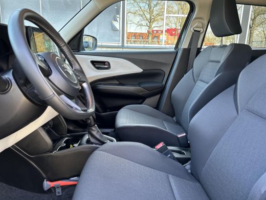 Suzuki Swift 1.2 Select Smart Hybrid ActivLease financial lease