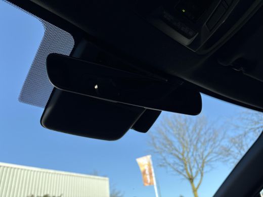 Toyota C-HR 2.0 Plug-in Hybrid 220 Black Edition **NIEUWE AUTO/ DIRECT LEVERBAAR** ActivLease financial lease