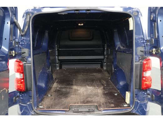 Toyota ProAce 2.0 AUTOMAAT D-4D Black Line Long | Trekhaak | Leder | Navigatie | Climate Controle | Apple Carpl... ActivLease financial lease