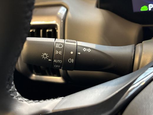 Toyota Urban Cruiser Dynamic 61 kWh **SPLENDID SILVER/ NIEUWE AUTO/ DIRECT LVERBAAR** ActivLease financial lease