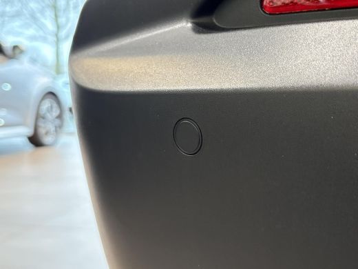 Toyota Urban Cruiser Dynamic 61 kWh **SPLENDID SILVER/ NIEUWE AUTO/ DIRECT LVERBAAR** ActivLease financial lease