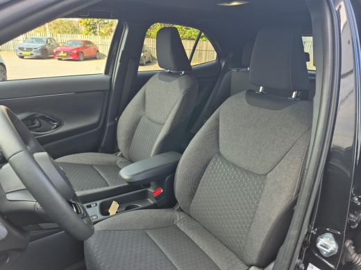 Toyota Yaris Cross 1.5 Hybrid 115 Dynamic | Navigatie | Apple CarPlay/Android auto | Achteruitrijcamera | Comfort pa... ActivLease financial lease