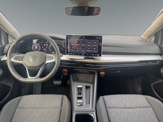 Volkswagen Golf 1.5 204pk eHybrid Life Edition Achteruitrijcamera | Stoelverwarming | Adaptive cruise control ActivLease financial lease