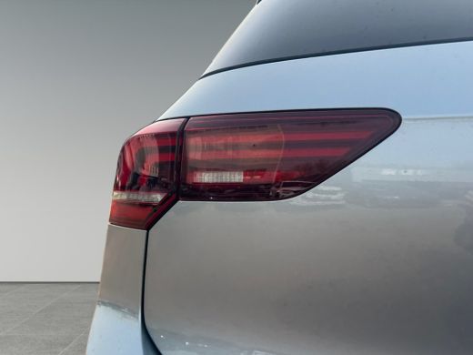 Volkswagen Golf 1.5 204pk eHybrid Life Edition Achteruitrijcamera | Stoelverwarming | Adaptive cruise control ActivLease financial lease