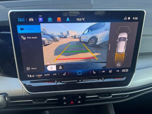 Volkswagen Golf 1.5 204pk eHybrid Life Edition Parkeersensoren | Achteruitrijcamera | Stuurverwarming ActivLease financial lease