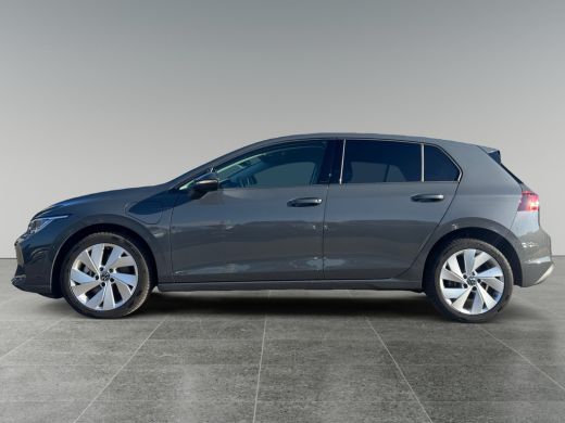 Volkswagen Golf 1.5 204pk eHybrid Life Edition Parkeersensoren | Achteruitrijcamera | Stuurverwarming ActivLease financial lease