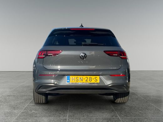Volkswagen Golf 1.5 204pk eHybrid Life Edition Parkeersensoren | Achteruitrijcamera | Stuurverwarming ActivLease financial lease