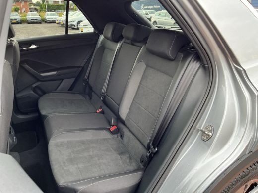 Volkswagen T-Roc 1.5 TSI R-Line A.Camera | IQ.Light | 150Pk | Stuurverwarming | ActivLease financial lease