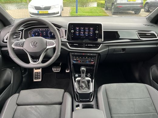 Volkswagen T-Roc 1.5 TSI R-Line A.Camera | IQ.Light | 150Pk | Stuurverwarming | ActivLease financial lease