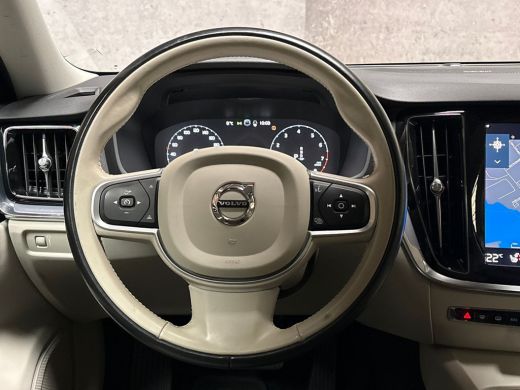 Volvo  V60 2.0 B3 Inscription 163Pk Automaat (APPLE CARPLAY, LEDER, STUUR/STOELVERWARMING, CAMERA, TREKHAAK,... ActivLease financial lease