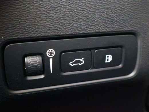 Volvo  XC40 1.5 T5 RECHARGE 262 PK PLUG-IN INSCRIPTION + WEGKL. TREKHAAK | ADAPTIVE CRUISE | 19 INCH | CAMERA ActivLease financial lease