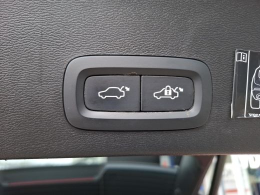 Volvo  XC40 1.5 T5 Recharge R-Design | Alcantara | Harman Kardon |Trekhaak | ActivLease financial lease