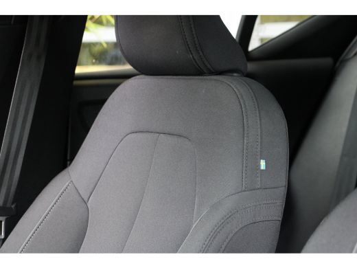 Volvo  XC40 Recharge Core 70 kWh | Trekhaak | Camera | Stuur/stoelverwarming ActivLease financial lease