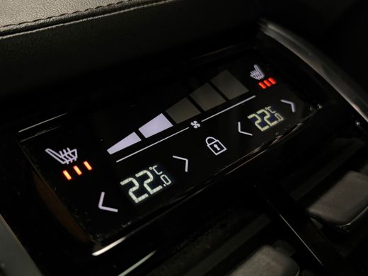 Volvo  XC90 T8 AWD Recharge Ultimate Dark Long Range | Stoelventilatie | 360&deg; Camera | Head-Up Display | Harm... ActivLease financial lease