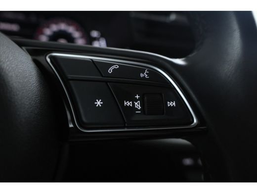 Audi A3 Sportback 30 TFSI S edition Automaat, Navigatie, Full Black! ActivLease financial lease