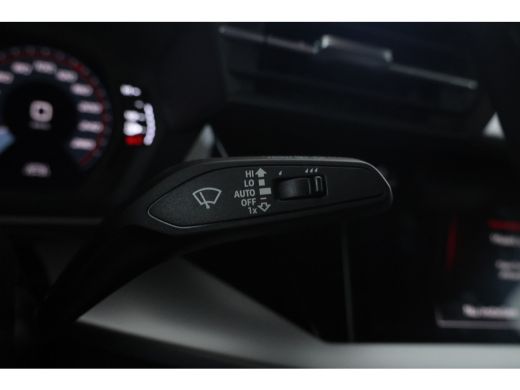 Audi A3 Sportback 30 TFSI S edition Automaat, Navigatie, Full Black! ActivLease financial lease