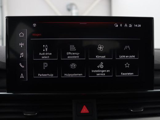 Audi A4 Avant 35 TFSI Pro Line | Automaat | Cruise Control | Elektrische achterklep | Carplay | Climate C... ActivLease financial lease