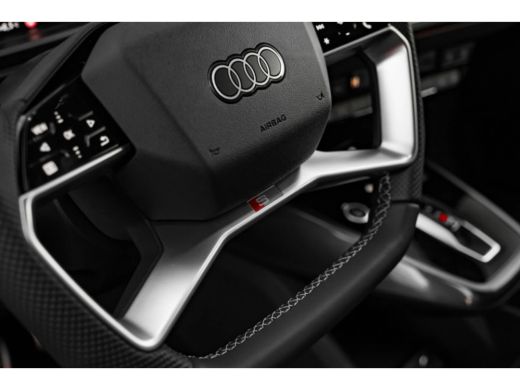 Audi Q4 e-tron 45 quattro S Edition Competition 82 kWh | Assistentiepakket plus | Comfort pakket | Optiek zwart ... ActivLease financial lease