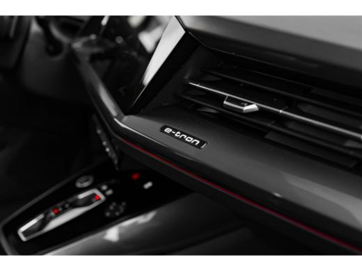 Audi Q4 e-tron 45 quattro S Edition Competition 82 kWh | Assistentiepakket plus | Comfort pakket | Optiek zwart ... ActivLease financial lease