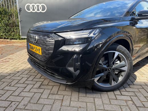 Audi Q4 e-tron 45 quattro S Edition Competition 82 kWh | Assistentiepakket plus | Comfort pakket | Optiek zwart ... ActivLease financial lease
