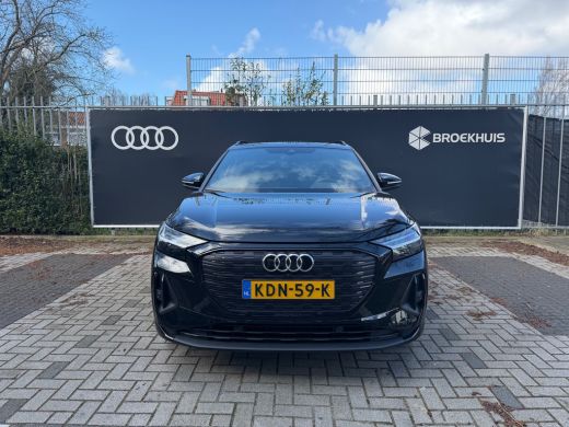 Audi Q4 e-tron 45 quattro S Edition Competition 82 kWh | Assistentiepakket plus | Comfort pakket | Optiek zwart ... ActivLease financial lease