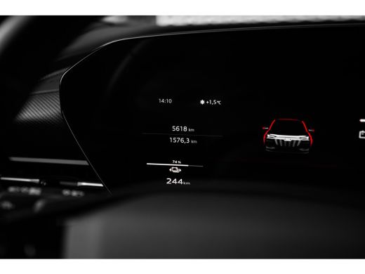 Audi SQ6 e-tron quattro 360 kW edition one grey | Pano | Massagestoelen | HUD | Passenger Display | Memory | B&O | ActivLease financial lease