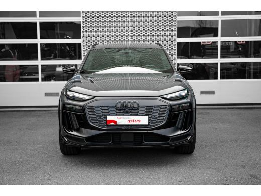 Audi SQ6 e-tron quattro 360 kW edition one grey | Pano | Massagestoelen | HUD | Passenger Display | Memory | B&O | ActivLease financial lease