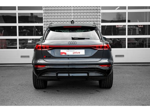 Audi SQ6 e-tron quattro 360 kW edition one grey | Pano | Massagestoelen | HUD | Passenger Display | Memory | B&O | ActivLease financial lease