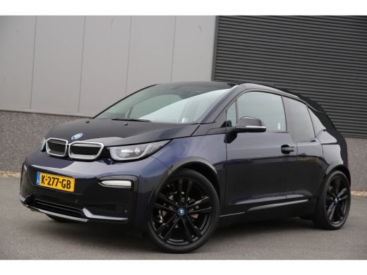 BMW i3 S 184pk Executive 120Ah 42 kWh/Leder/Sunroof/W-pomp/Camera/3-Fase/20"JetBlack ActivLease financial lease