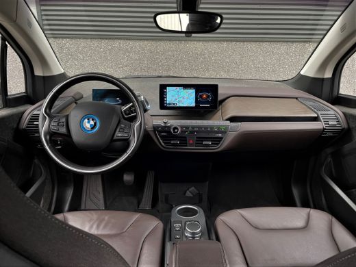 BMW i3 S 184pk Executive 120Ah 42 kWh/Leder/Sunroof/W-pomp/Camera/3-Fase/20"JetBlack ActivLease financial lease