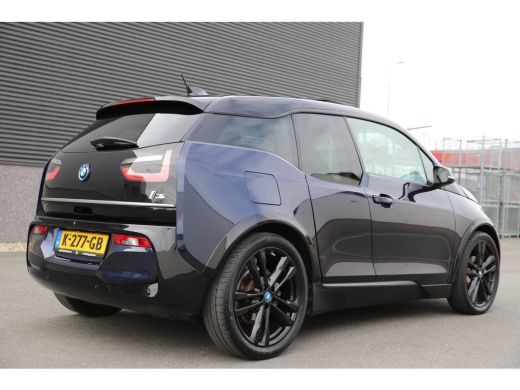 BMW i3 S 184pk Executive 120Ah 42 kWh/Leder/Sunroof/W-pomp/Camera/3-Fase/20"JetBlack ActivLease financial lease