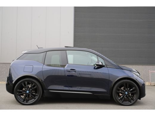 BMW i3 S 184pk Executive 120Ah 42 kWh/Leder/Sunroof/W-pomp/Camera/3-Fase/20"JetBlack ActivLease financial lease