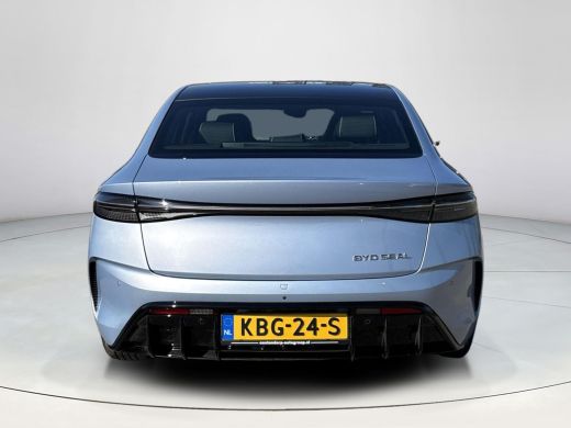 BYD SEAL Limited Edition RWD 61.4 kWh ActivLease financial lease