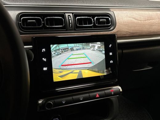 Citroën C3 1.2 PureTech Shine Automaat (APPLE CARPLAY, GROOT NAVI, CAMERA, GETINT GLAS, SPORTSTOELEN, LM VEL... ActivLease financial lease