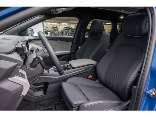 Ford Capri Premium Extended Range RWD 77 kWh | NL Voorraad | Wegklapbare Trekhaak | AGR Stoelen | Panaromada... ActivLease financial lease