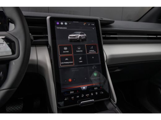 Ford Capri Premium Extended Range RWD 79 kWh | Wamrtepomp | Trekhaak | AGR-stoelen | Panoramadak | Head-up |... ActivLease financial lease