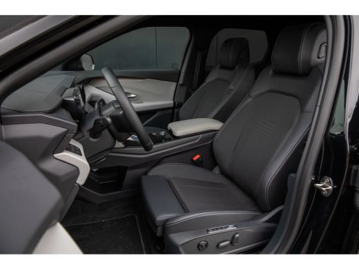 Ford Capri Premium Extended Range RWD 79 kWh | Wamrtepomp | Trekhaak | AGR-stoelen | Panoramadak | Head-up |... ActivLease financial lease