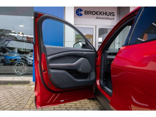 Ford Mustang Mach-E Mach-E Extended Premium RWD 91 kWh | B&O audio | 360 Camera | Stoel/Stuur Verwarming | Adaptive C... ActivLease financial lease
