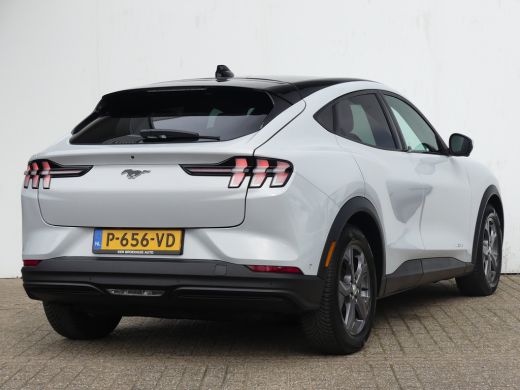 Ford Mustang Mach-E Mach-E RWD 75 kWh | SOH 92,5% | PANORAMADAK | ADAPTIVE CRUISE | DODEHOEKDETECTIE | ELEKTRISCHE AC... ActivLease financial lease