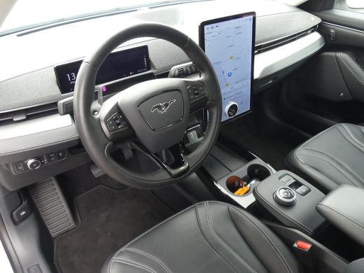 Ford Mustang Mach-E Mach-E RWD 75 kWh | SOH 92,5% | PANORAMADAK | ADAPTIVE CRUISE | DODEHOEKDETECTIE | ELEKTRISCHE AC... ActivLease financial lease