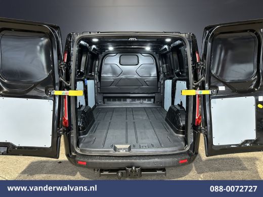 Ford Transit Custom 2.0 TDCI 130pk L1H1 Euro6 Airco | LED | 2500kg Trekhaak | Cruisecontrol | Verwarmde voorruit Park... ActivLease financial lease