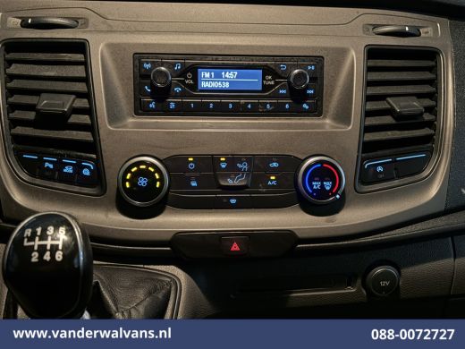 Ford Transit Custom 2.0 TDCI 130pk L1H1 Euro6 Airco | LED | 2500kg Trekhaak | Cruisecontrol | Verwarmde voorruit Park... ActivLease financial lease